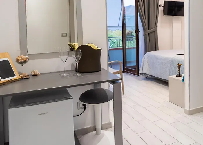 Cilento - Vinarte 4* アグローポリ
